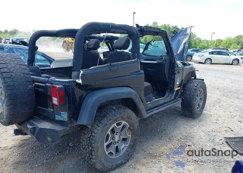 2013 Jeep Wrangler Rubicon из США, поврежденный, VIN 1C4BJWCG0DL573065